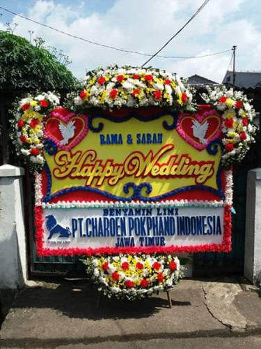 Karangan Bunga Pernikahan mungku baru